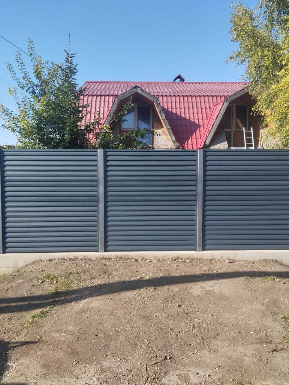Забор-жалюзи из ламелей Реснички 54м RAL7024/7024 Серый Графит двусторонний МАТТЕ в Иркутске